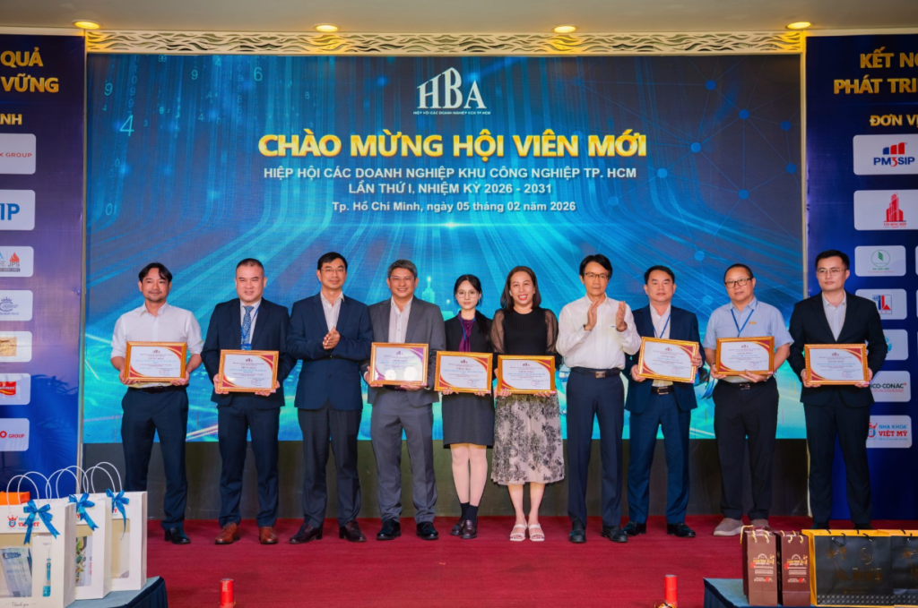 Lễ trao chứng nhận hội viên mới đợt 1 năm 2026 tại Đại hội HBA