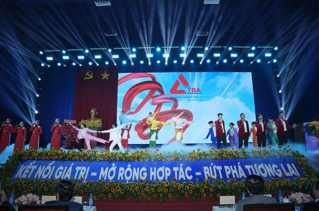 Hoạt động ký kết hợp tác tại Diễn đàn Kết nối Doanh nghiệp Tây Ninh