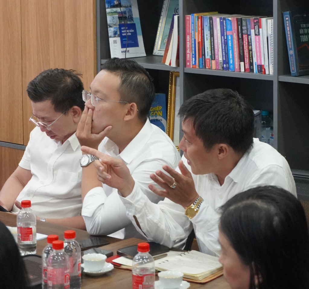 Doanh nghiệp đặt câu hỏi về pháp lý bất động sản khu công nghiệp tại tọa đàm KNAGROUP